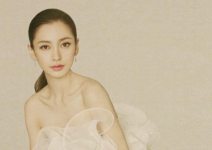 angela baby 复古写真高清图片